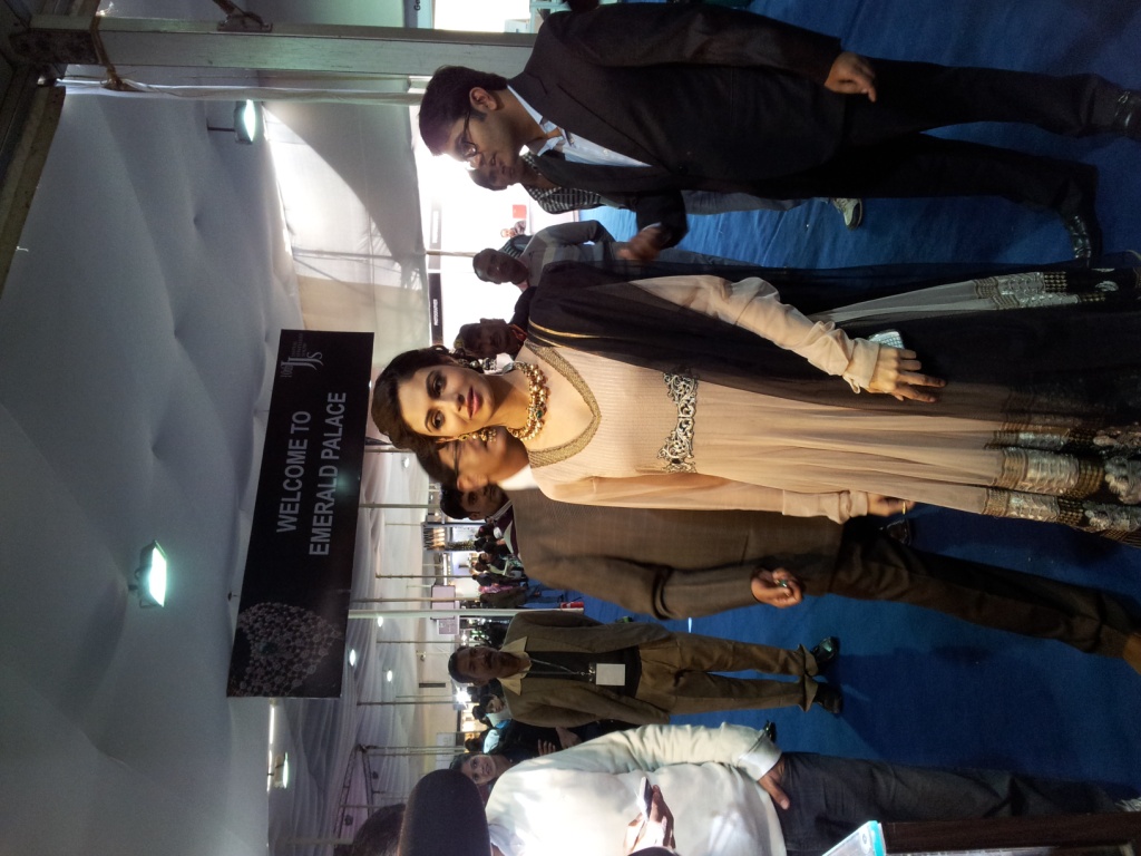 tanishq2